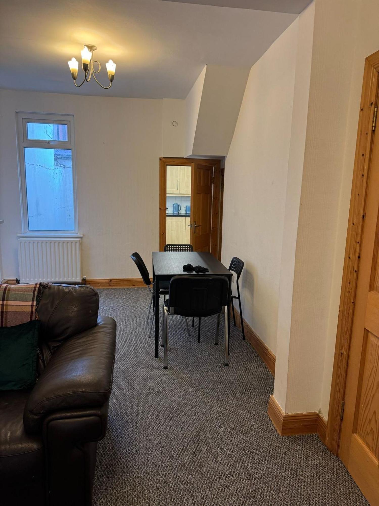 Lovely 2 Bedroom House Close To City Centre Belfast Kültér fotó